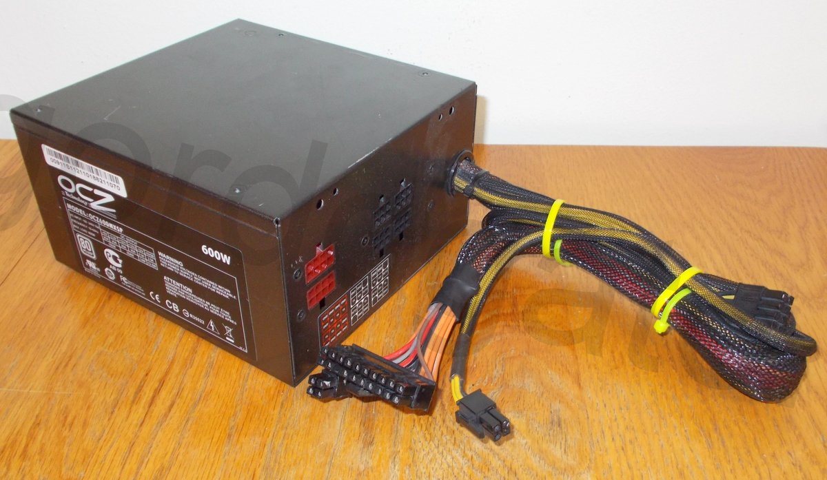 OCZ 600W ModXStream-Pro Power Supply for Parts/Repair - DEFECTIVE - Image 2