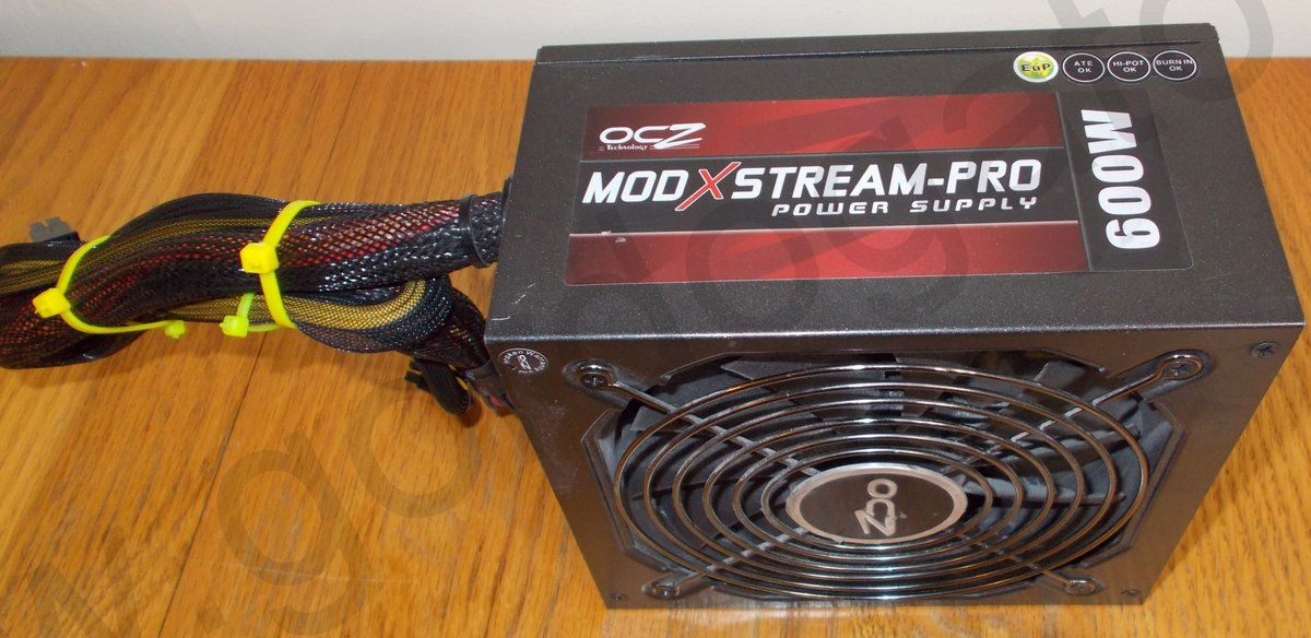 OCZ 600W ModXStream-Pro Power Supply for Parts/Repair - DEFECTIVE - Image 4