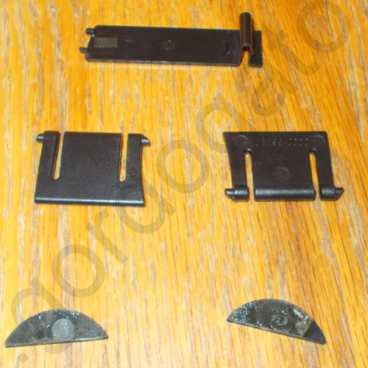 Feet Stands and Battery Door Cover for Logitech Internet 1500 Cordless Keyboard