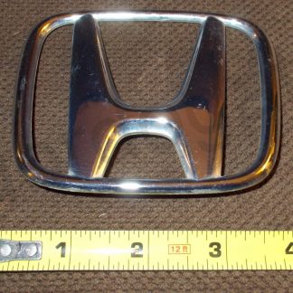 Used Honda Civic Rear Emblem Logo Trim H 75701-SNA-0030 06 07 08 09 10 11