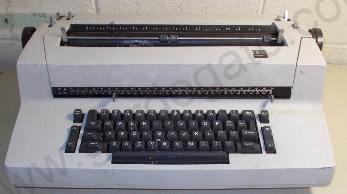 Tan IBM Selectric II 2 Electric Typewriter for Parts / Repair / Refurbishment