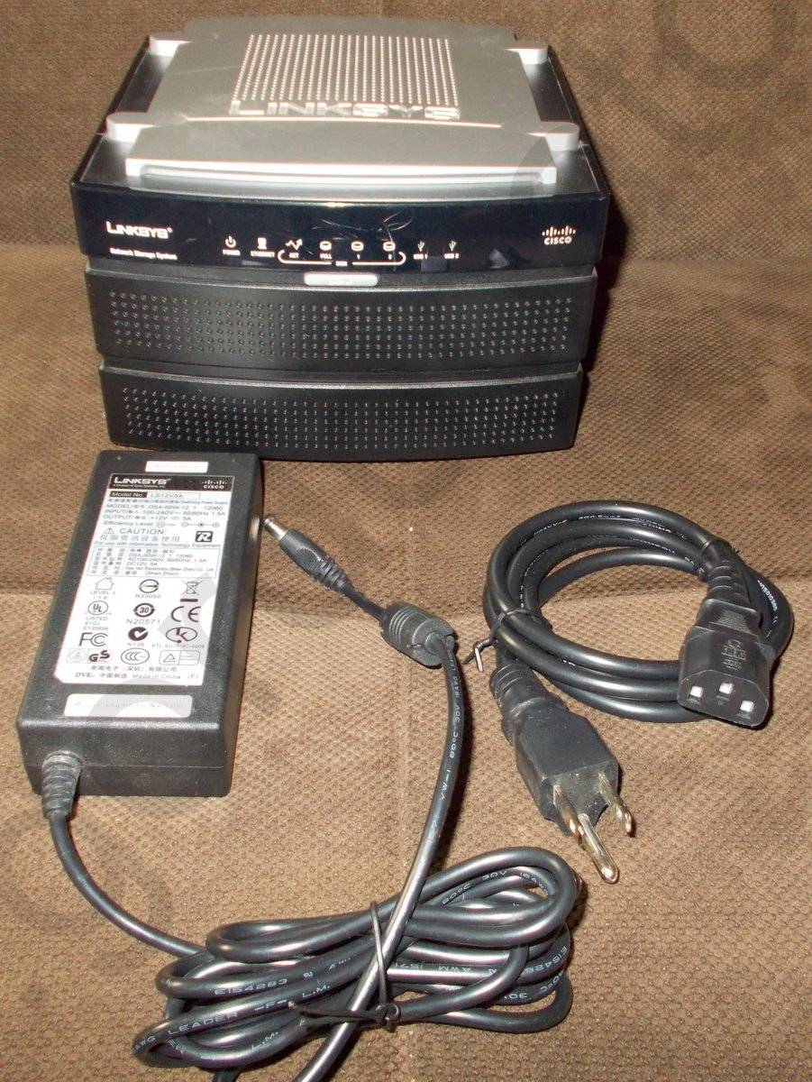 Linksys N200 NAS Network Attached Storage (Diskless)