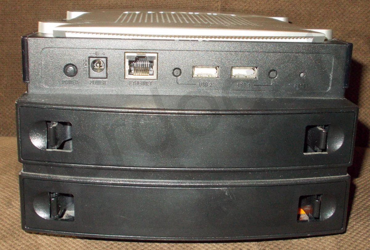 Linksys N200 NAS Network Attached Storage (Diskless) - Image 3