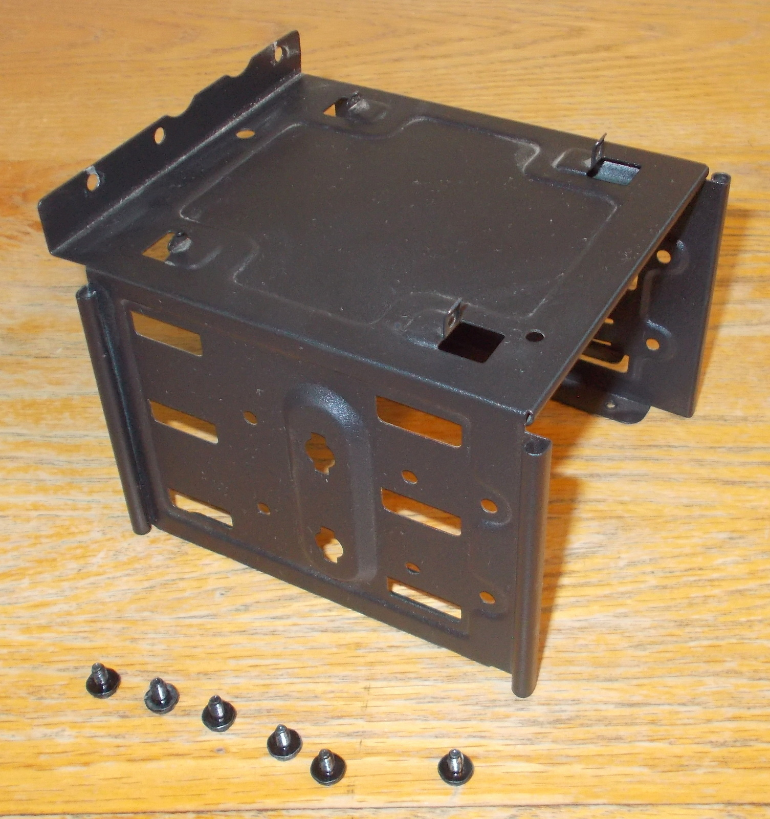 3.5" 2.5" Internal Hard Disk Drive Bracket Holder for Cooler Master N200 PC Case - Image 2