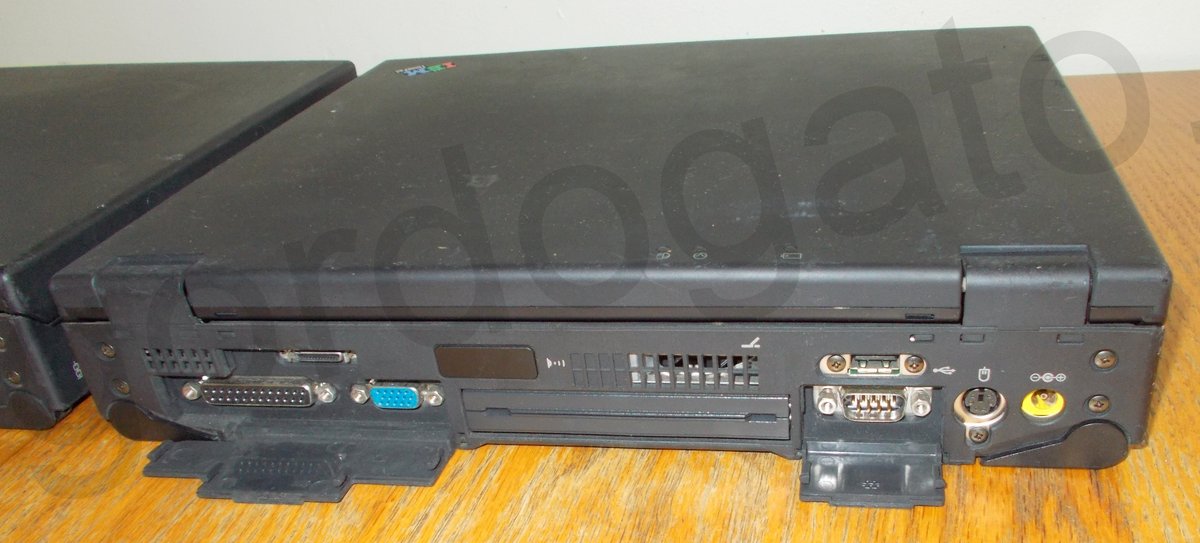 Lot of 2 IBM Thinkpad Laptop Notebook Computer PCs for PARTS REPAIR 770Z & 770E - Image 14