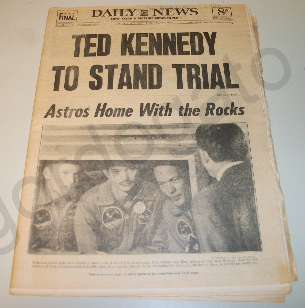 New York Daily News Friday July 25, 1969 Apollo 11 Splashdown Ted Kennedy Trial