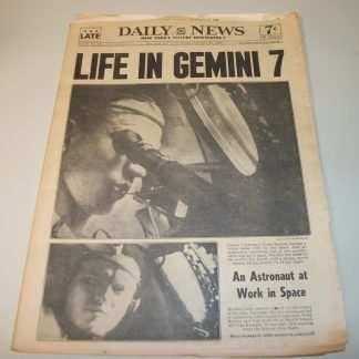 New York Daily News Monday, December 20 1965 Gemini 7 Frank Borman Jim Lovell