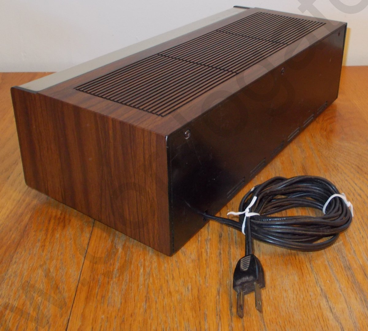 Sears AM-FM DIGI/TREK Digital Clock Radio - Image 3