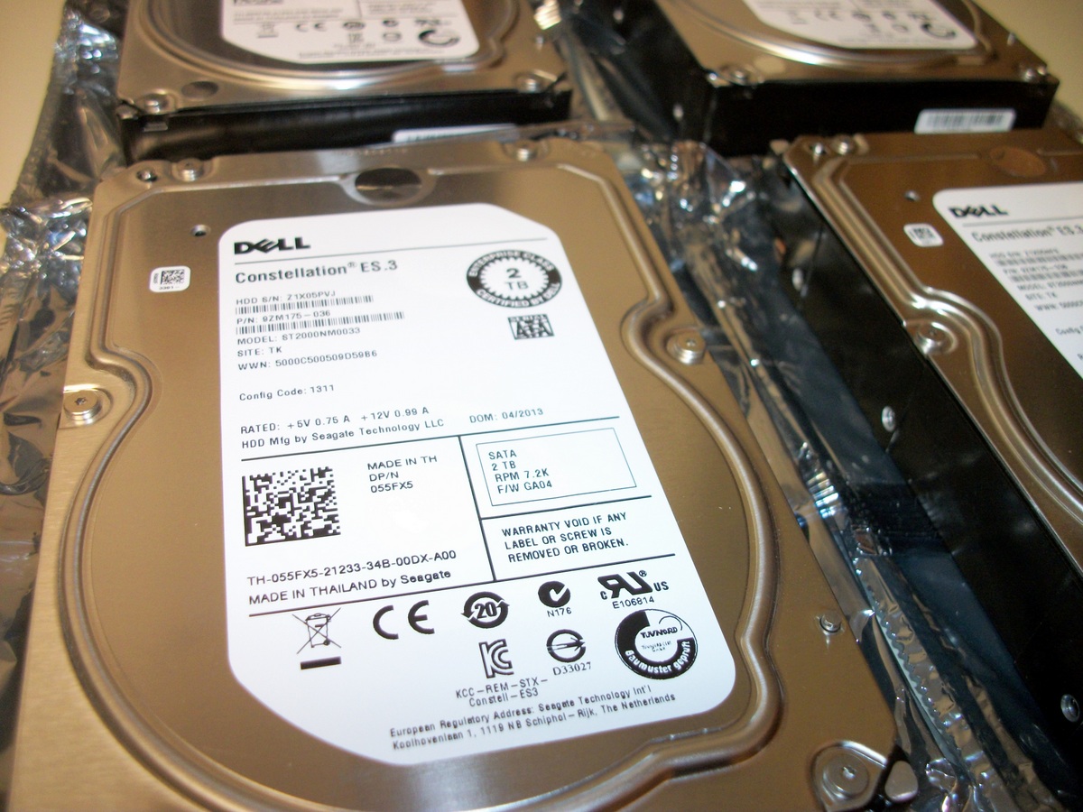 Lot of 4 2TB Seagate Dell ES.3 Server Hard Disks Constellation ST2000NM0033 HDD Lot 2 - Image 2