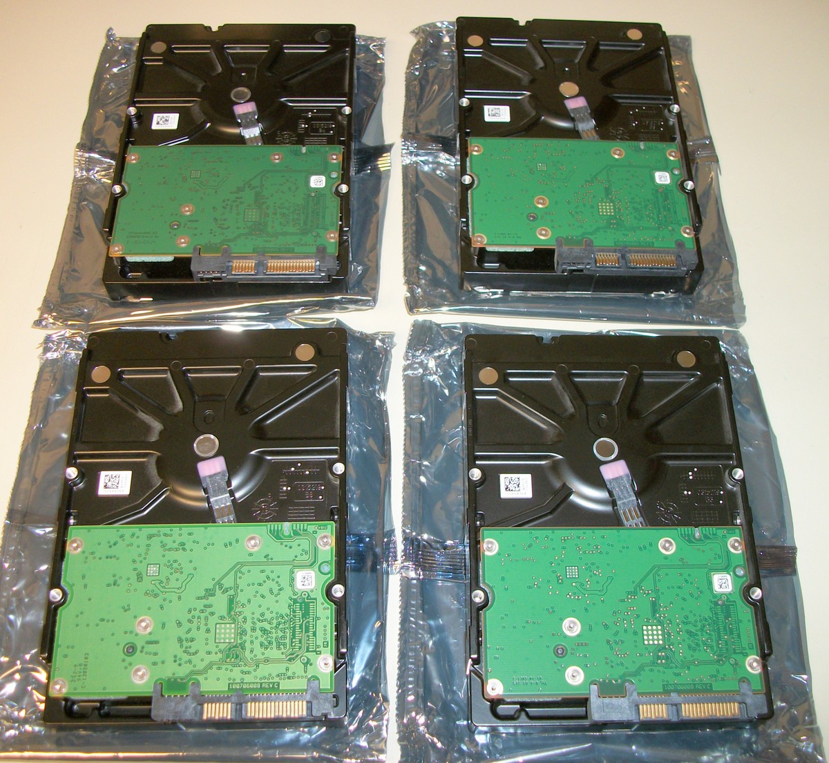 Lot of 4 2TB Seagate Dell ES.3 Server Hard Disks Constellation ST2000NM0033 HDD Lot 2 - Image 3