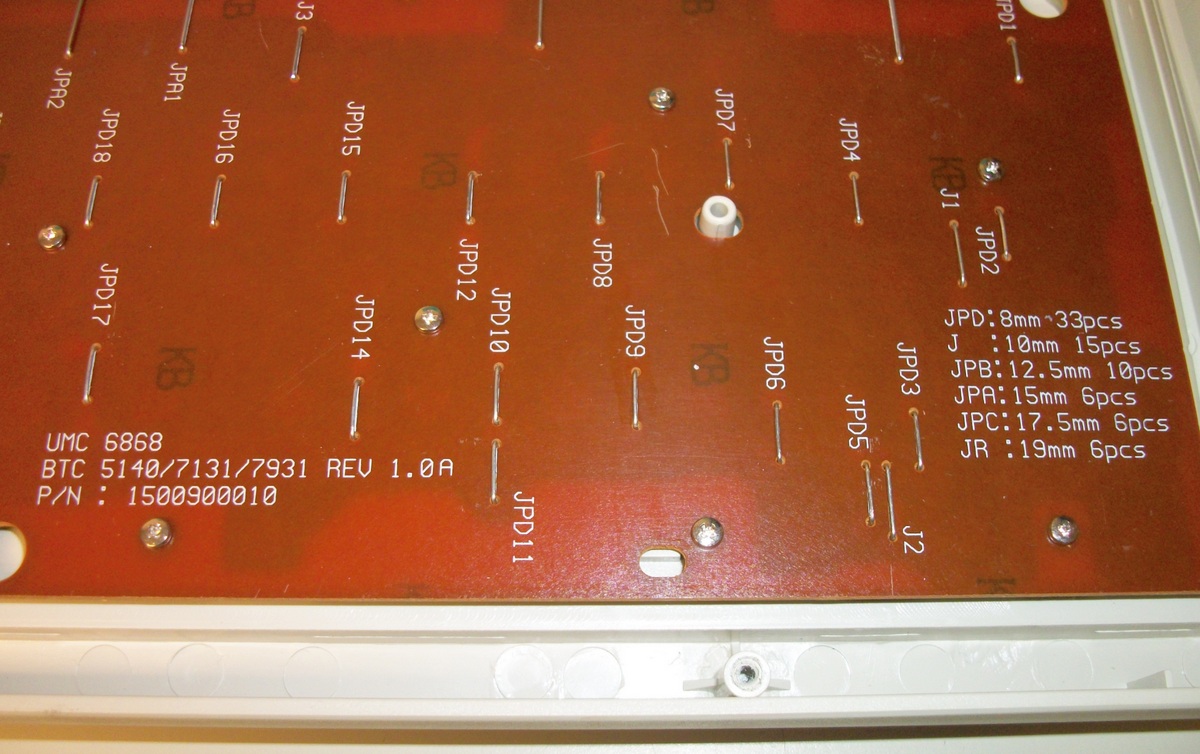 BTC Model 5140 Windows Keys PS/2 PS2 US H01-A Computer Keyboard Made in China - Image 12