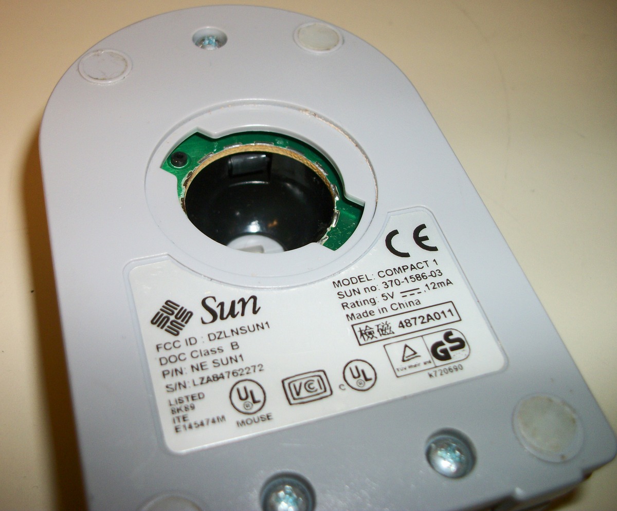 Sun Microsystems Type 5 Compact 1 Ball Mouse - 370-1586-03 - Image 3