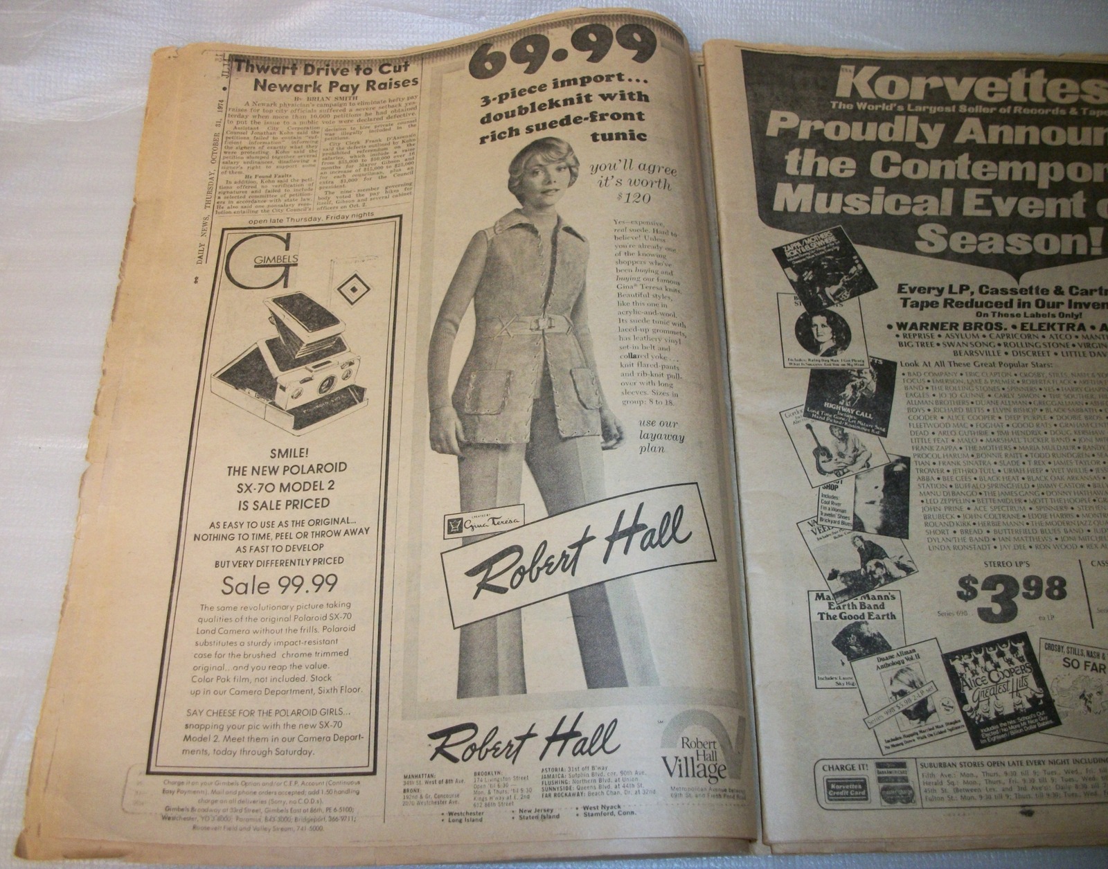 Daily News - Thursday October 31, 1974 Muhammad Ali Richard Nixon in Critical Cond. - Image 7