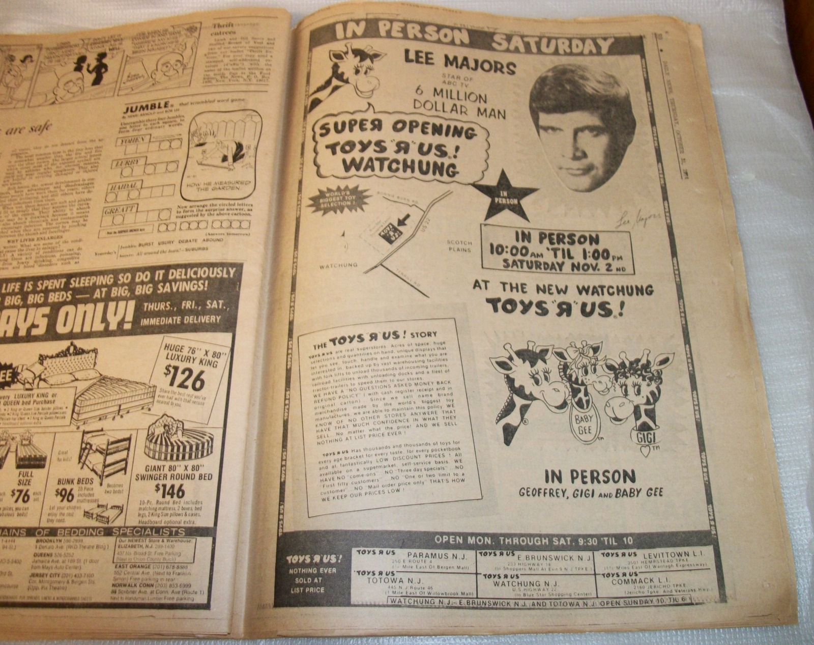Daily News - Thursday October 31, 1974 Muhammad Ali Richard Nixon in Critical Cond. - Image 12