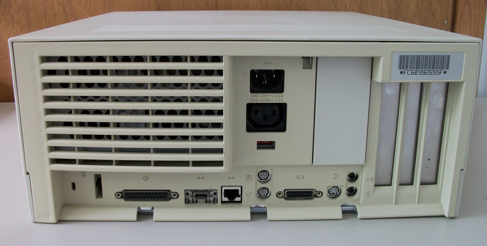 Apple Power Macintosh PowerMac 7200/90 90MHz PowerPC 601 24MB RAM NO HDD - Image 4