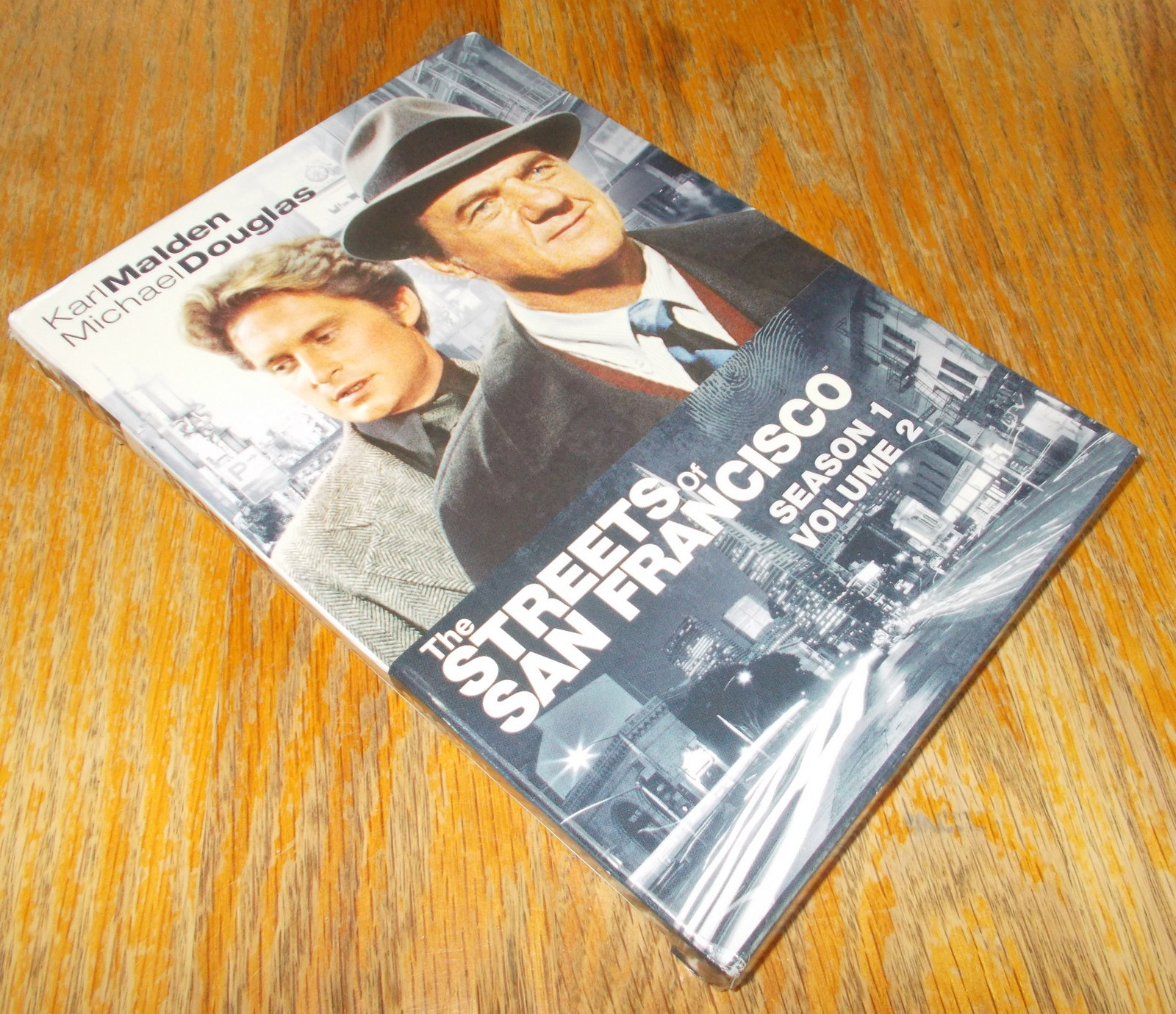 The Streets of San Francisco Season 1 Volume 2 on DVDs w/ Case 4 Discs Region 1