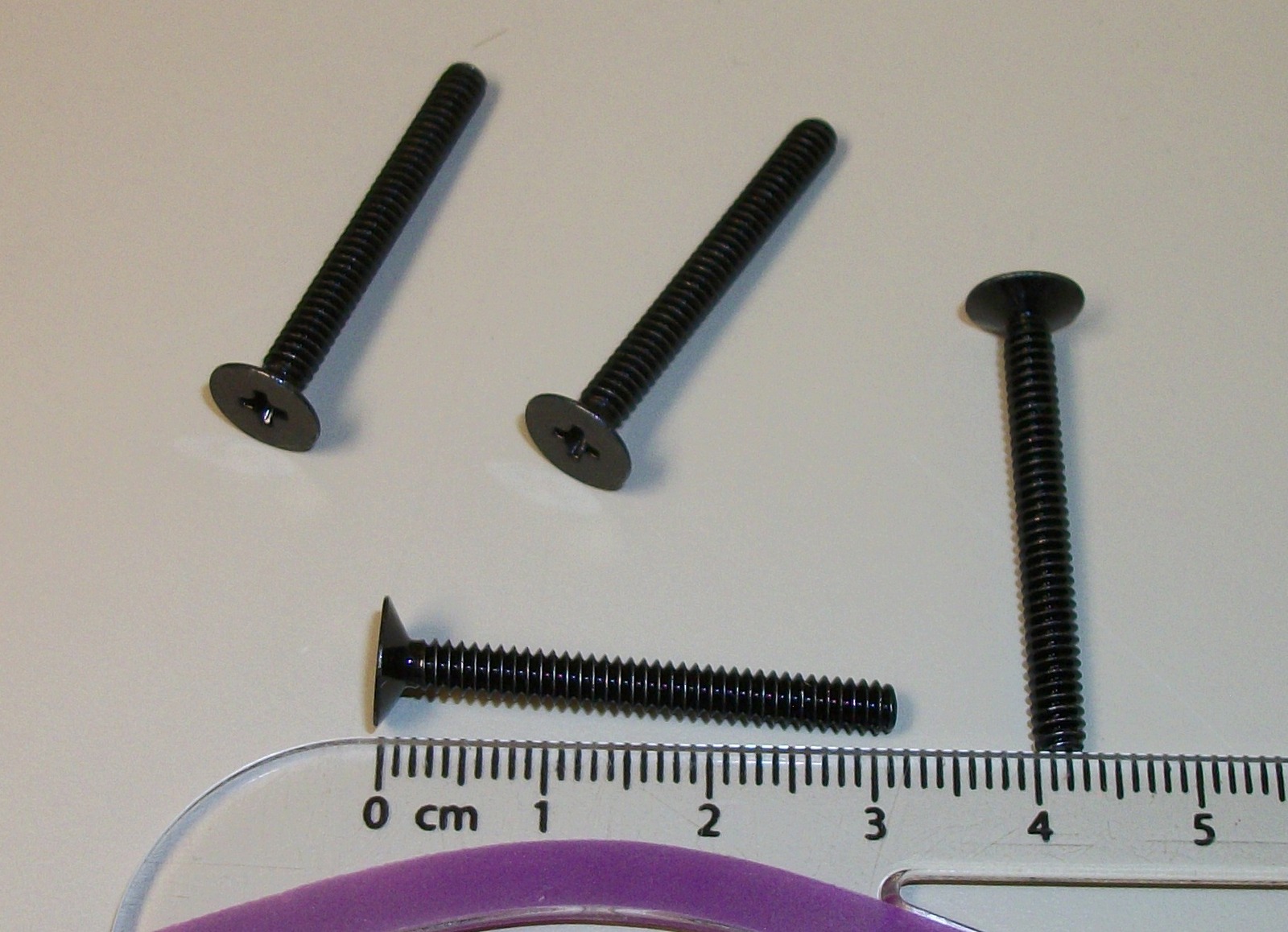 Lot of 4 Long (30mm) Cooling Fan Screws for Corsair Carbide 678C Computer Case - Image 2