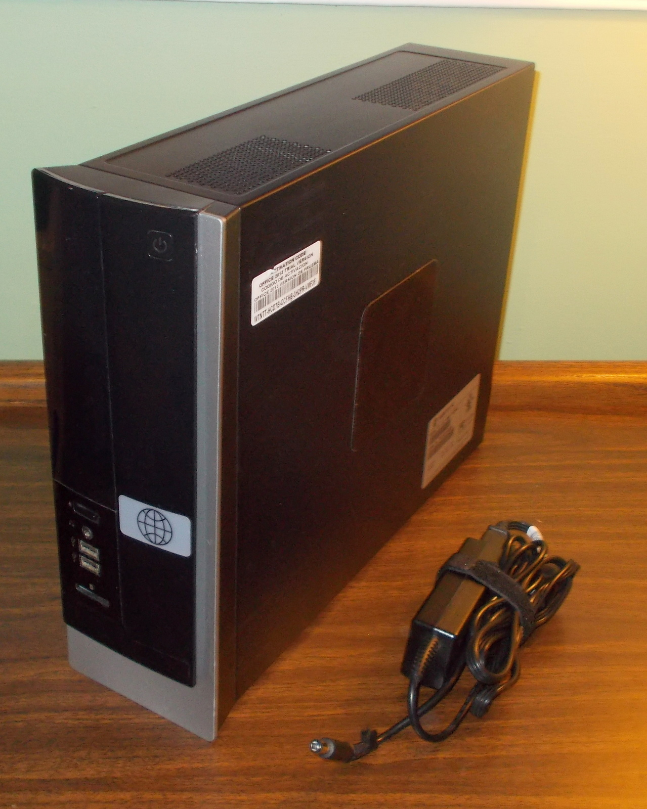 HP Pavilion SFF Slim Desktop PC Computer 4GB RAM 120GB SSD AMD E1 Linux Mint 20