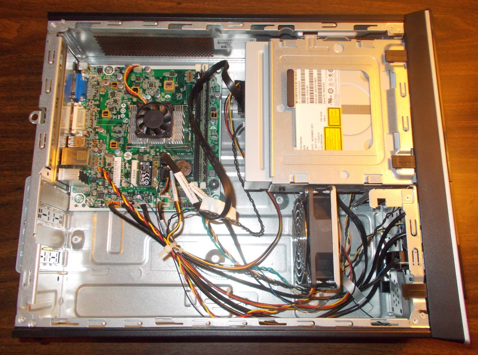 HP Pavilion SFF Slim Desktop PC Computer 4GB RAM 120GB SSD AMD E1 Linux Mint 20 - Image 7