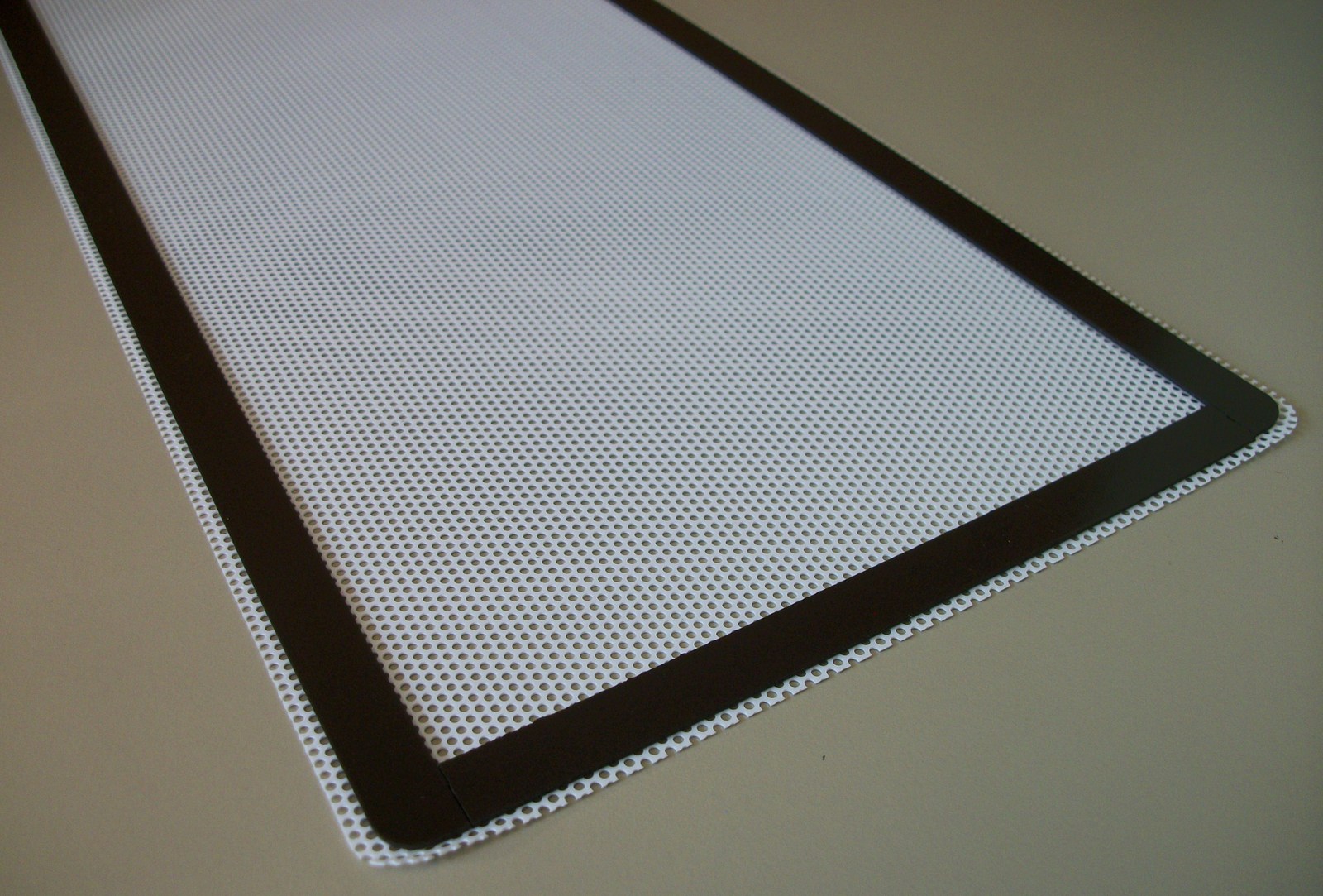 White Top Magnetic Removable Dust Fan Filter for Corsair Carbide 275R PC Case - Image 4