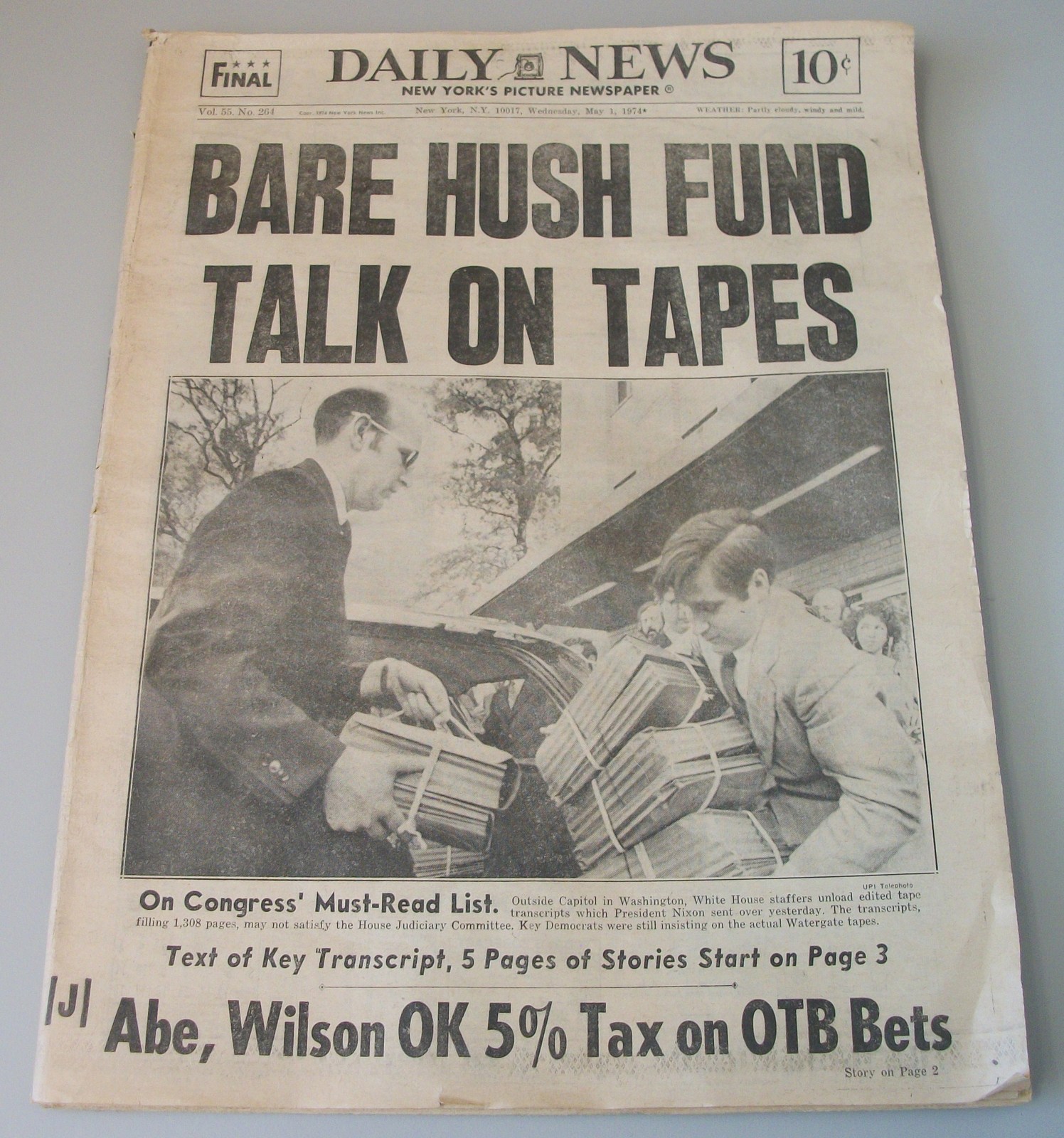 New York Daily News May 1 1974 Nixon Watergate Tape Transcripts Polaroid SX70 AD