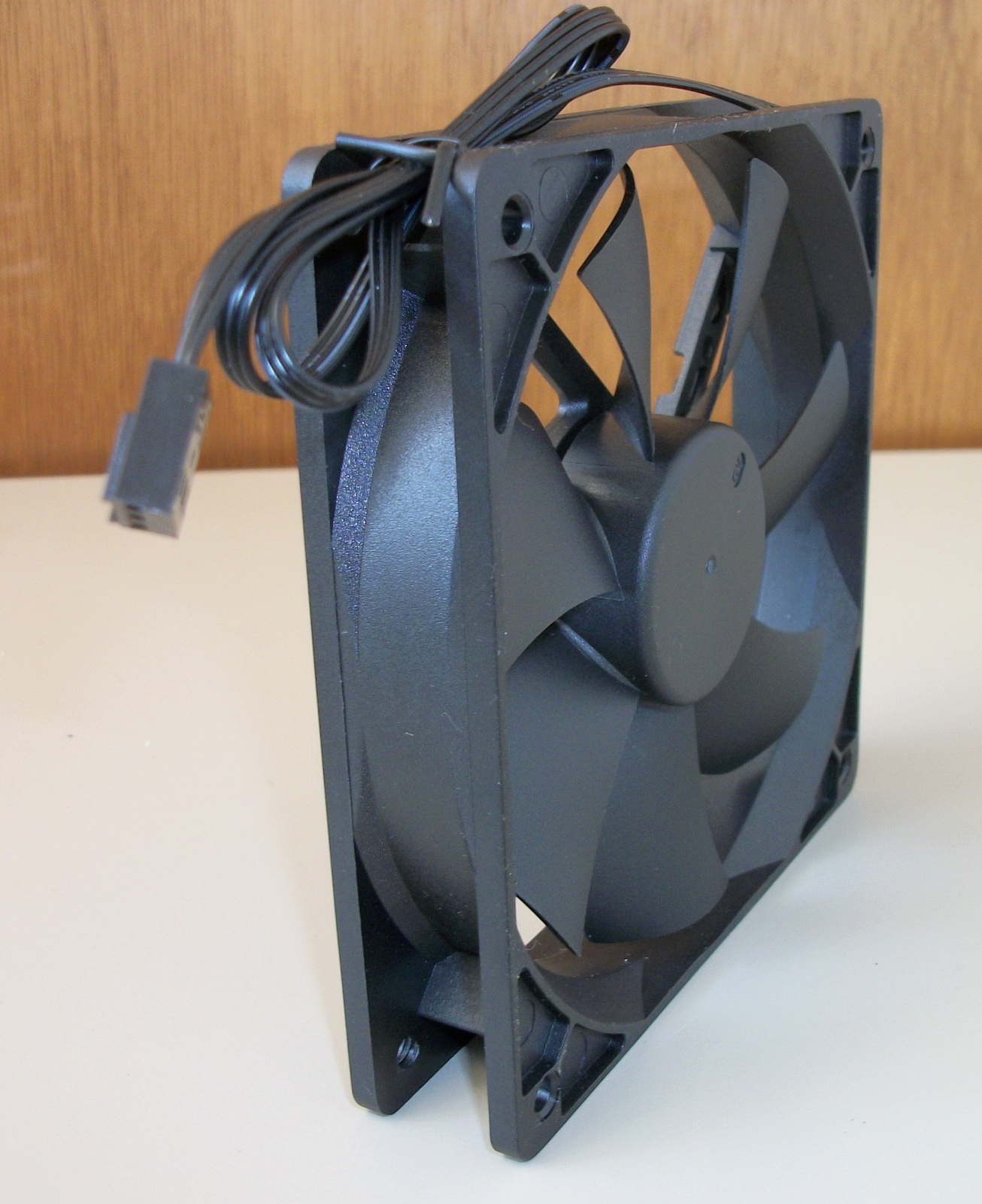 Black 120 x 25 mm Case Fan For Corsair Carbide 100R PC Cases A1225M12S w/ Screws - Image 4