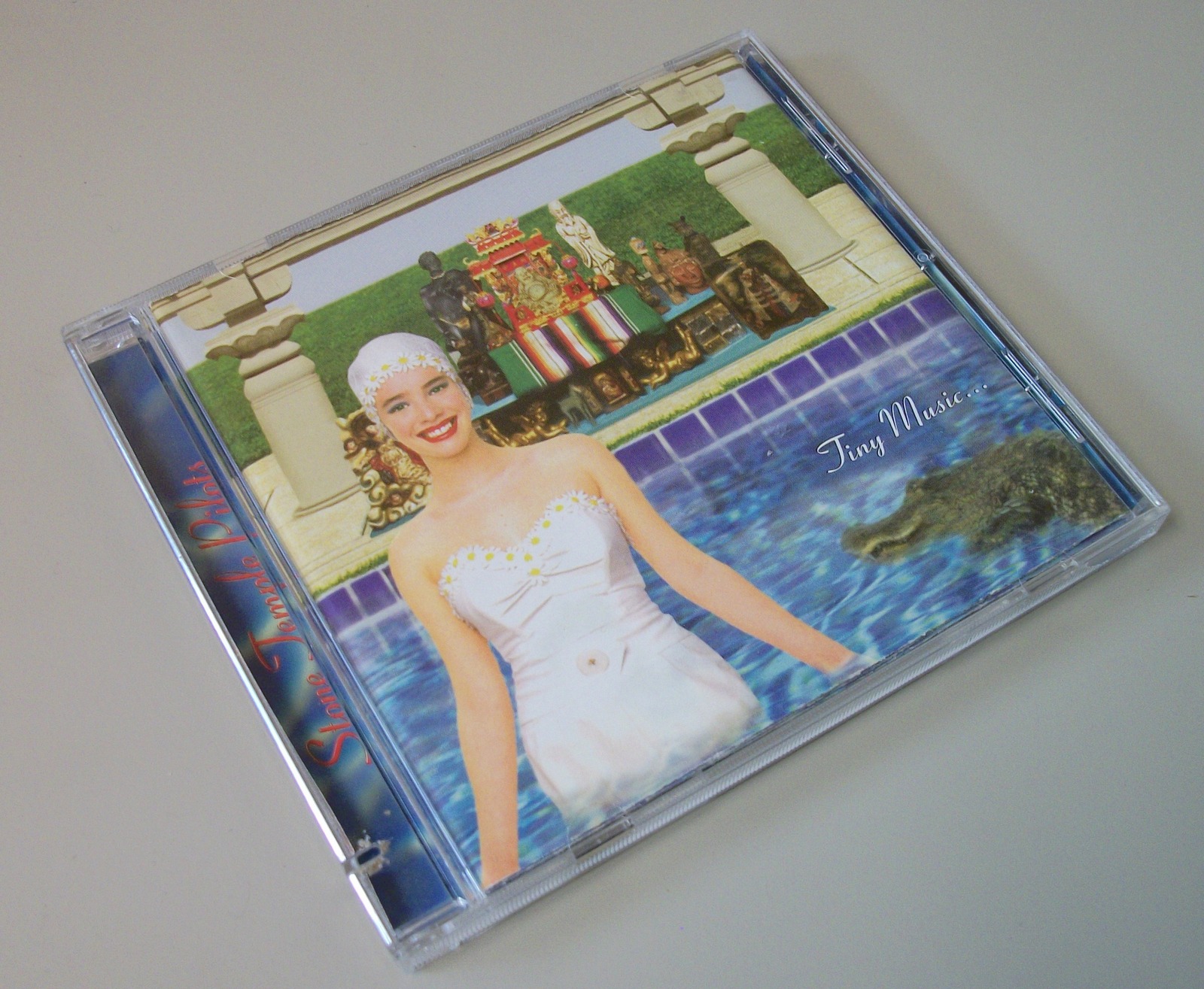 Stone Temple Pilots Tiny Music Vatican Gift Shop CD, Case, Artwork Atlantic 1996