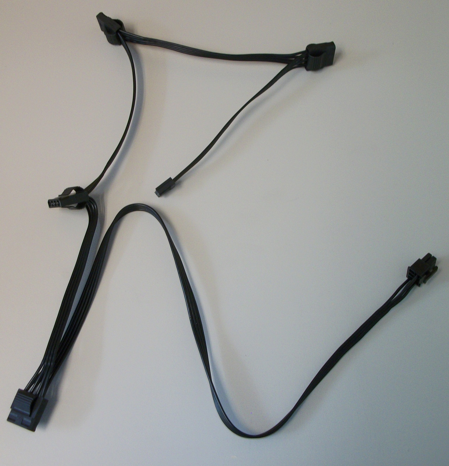 4 x Molex & Floppy Plugs Modular Power Cable 4 Thermaltake Smart BM2 550W Supply - Image 4