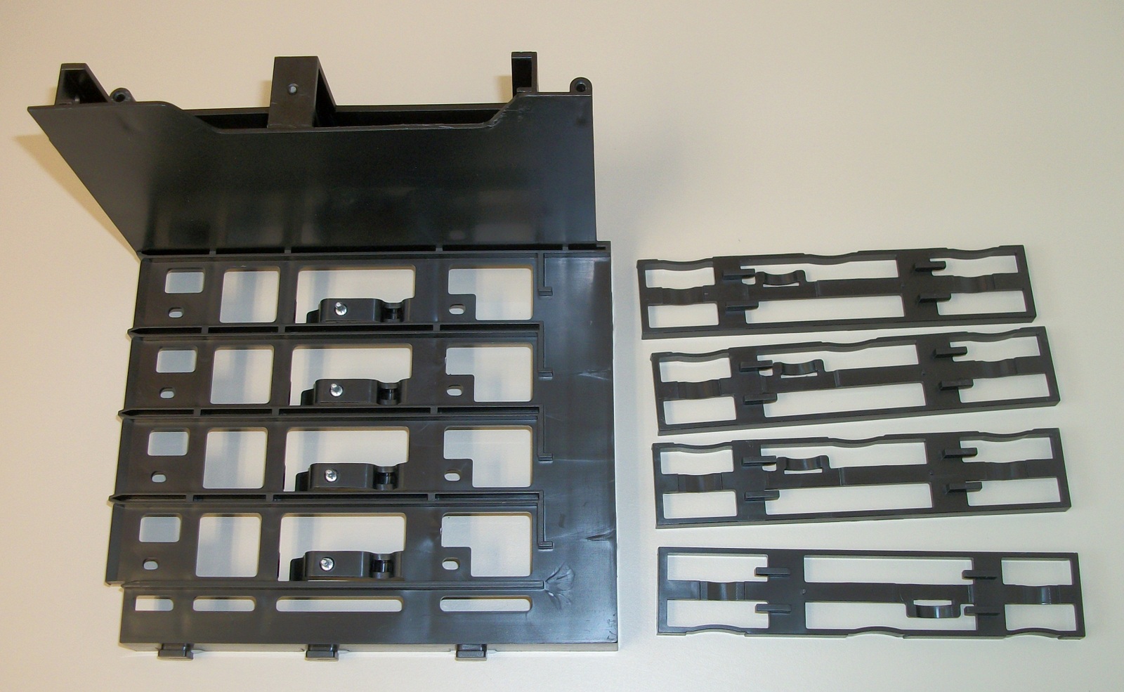 3.5" / 2.5" SSD HDD Disk Drive Drive Bay Cage Holder for Corsair Carbide 200R