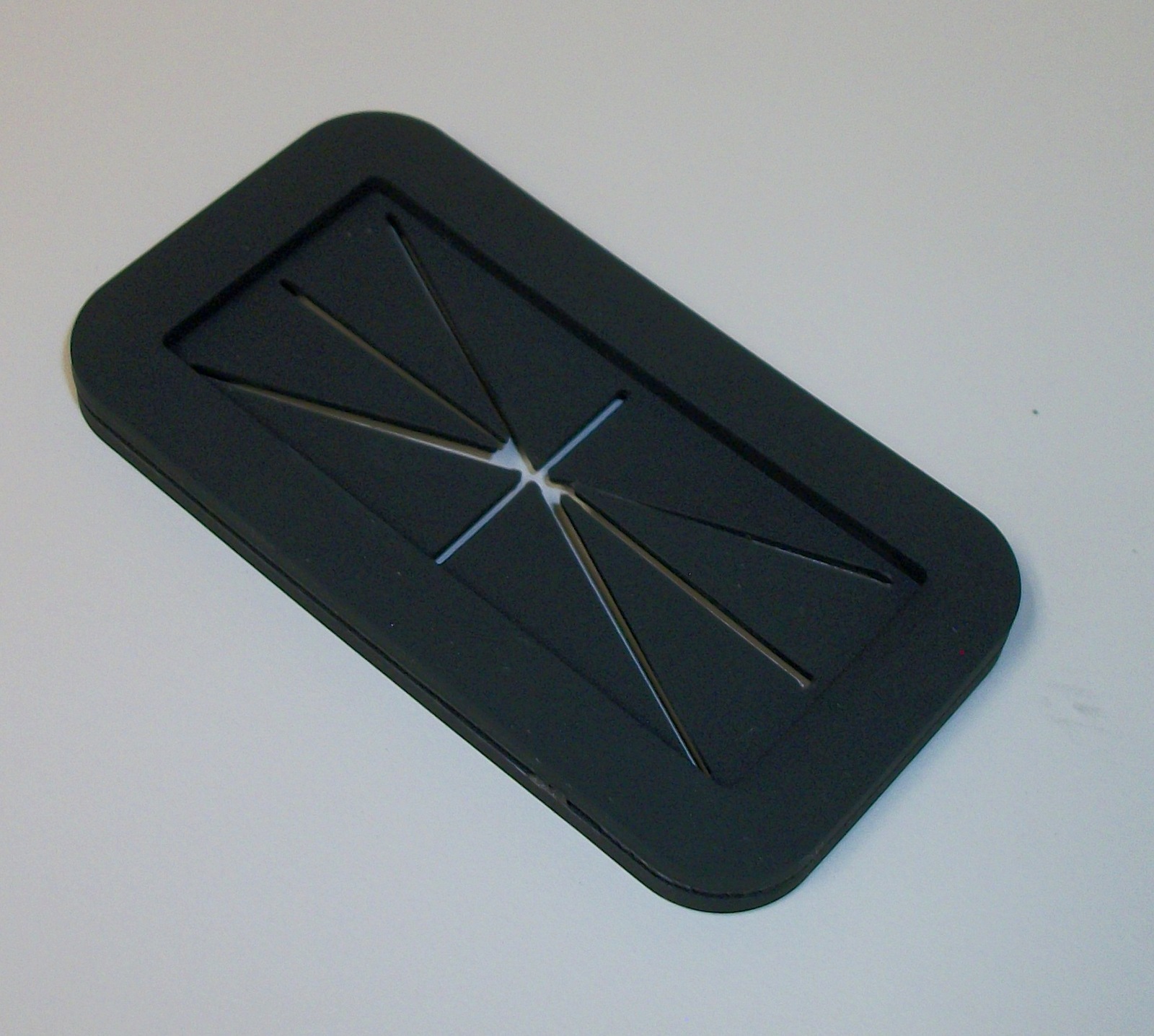 One Square Black Rubber Wire-Routing Grommet for Corsair SPEC-DELTA RGB PC Case - Image 2