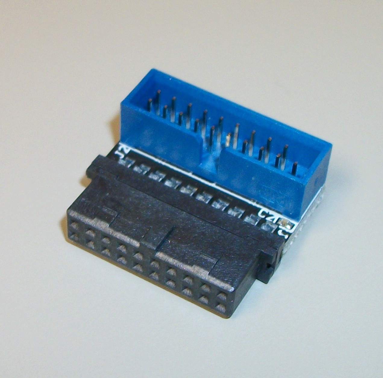 90-Degree USB 3.0 Motherboard Adapter for Corsair 5000D X Airflow Computer Cases