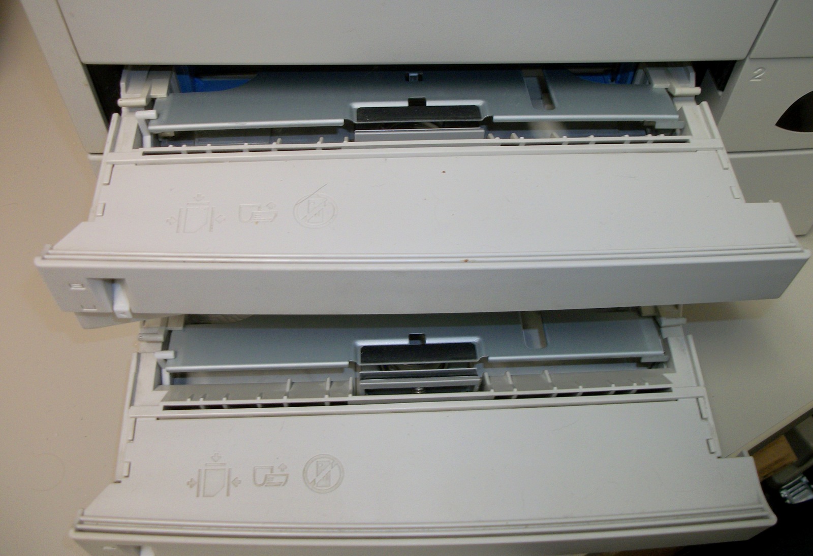 HP Hewlett Packard LaserJet 2100tn Dual Tray Network Parallel Port B/W Printer - Image 5