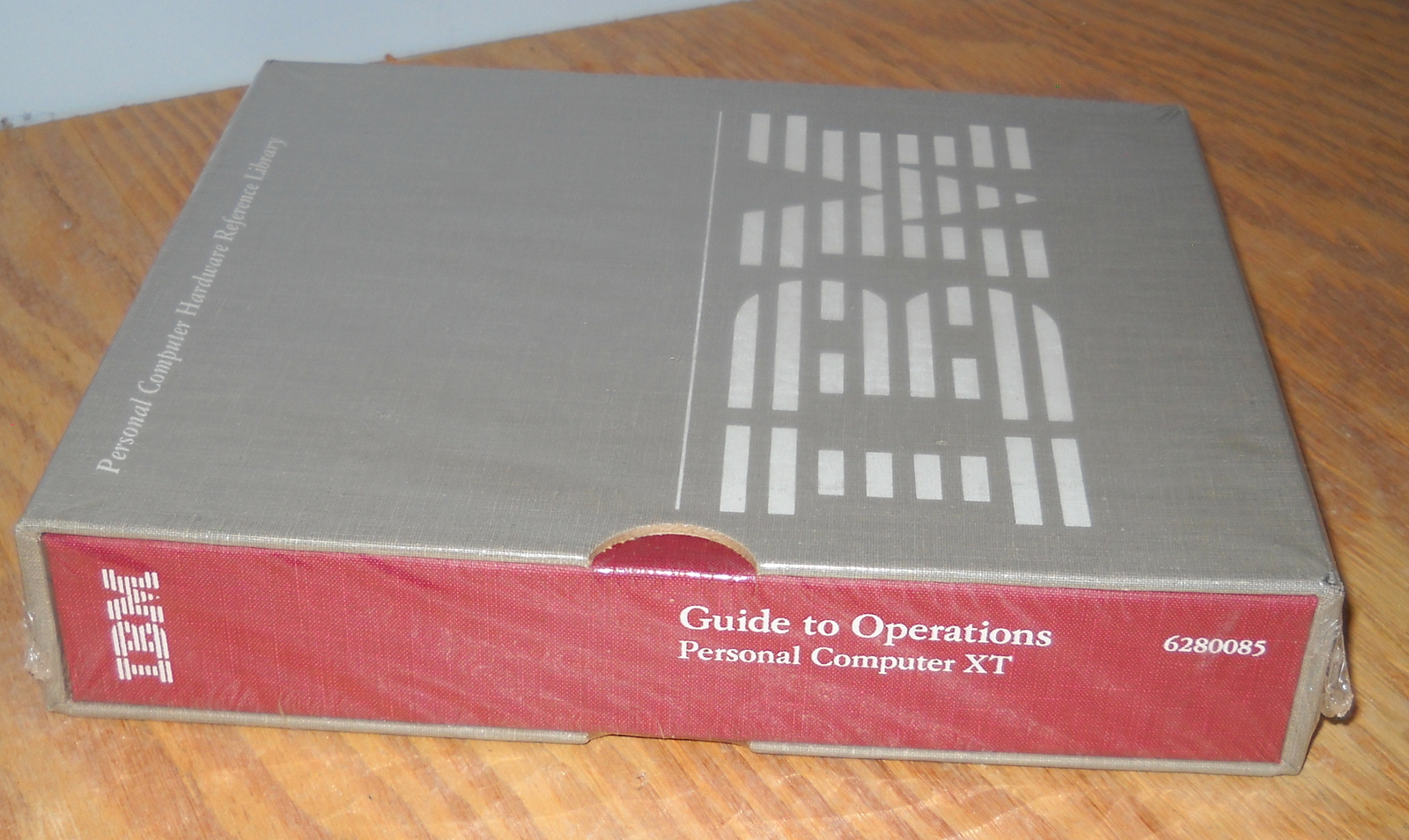 IBM Personal Computer PC XT Guide To Operations User's Manual Book New Old Stock