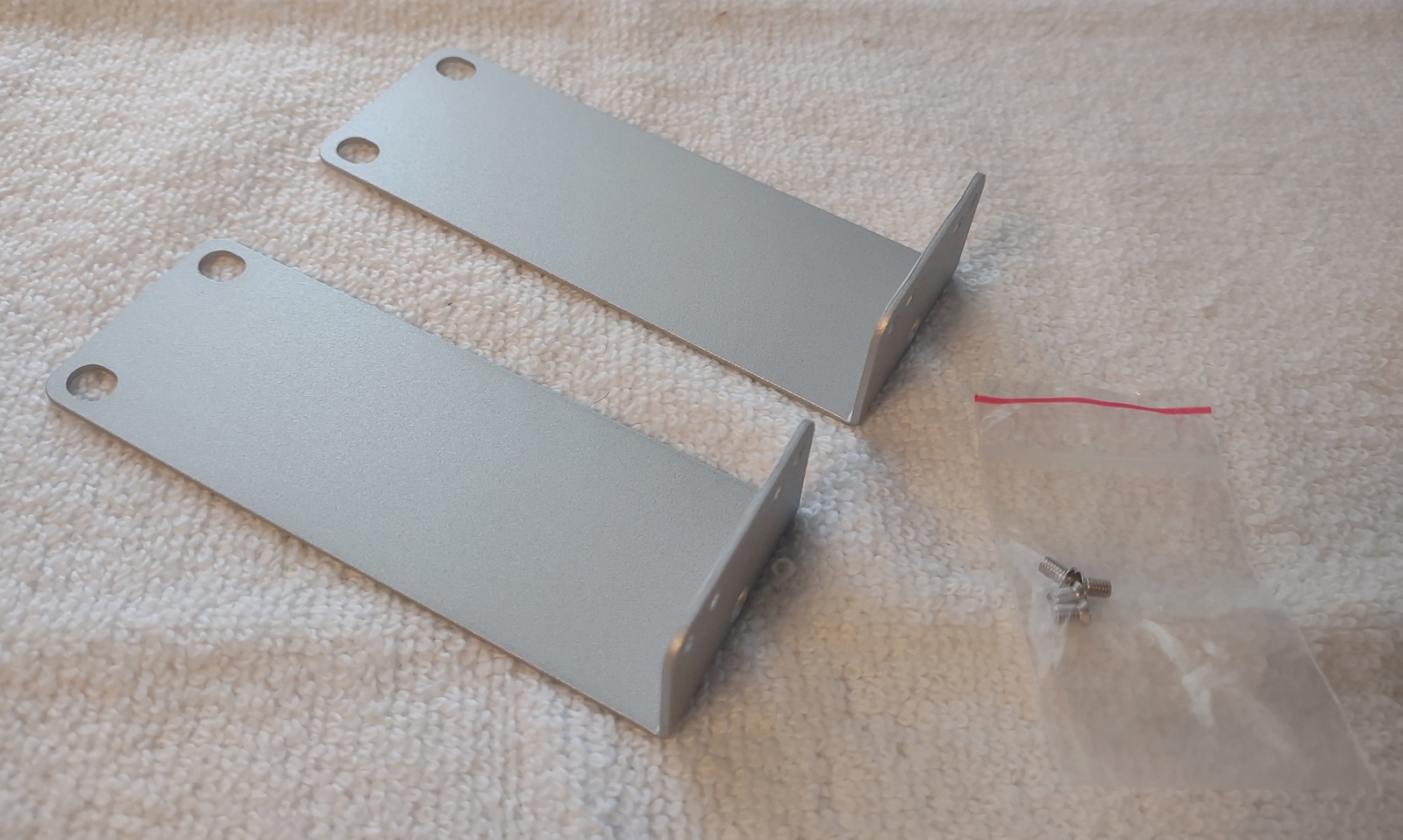 Silver Grey Steel Rack Mount Bracket Ear Set for Edgewater Edgemarc 4550-101