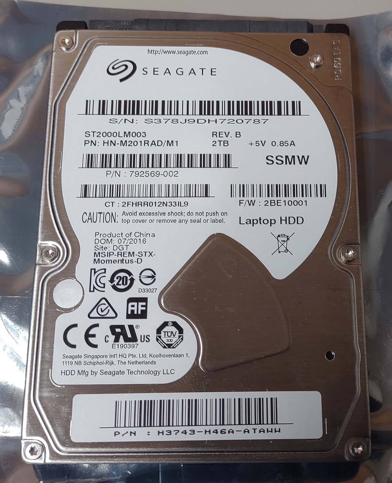 Seagate 2TB 2000GB Laptop 9.5mm 2.5" SATA Hard Disk Drive ST2000LM003 07/2016