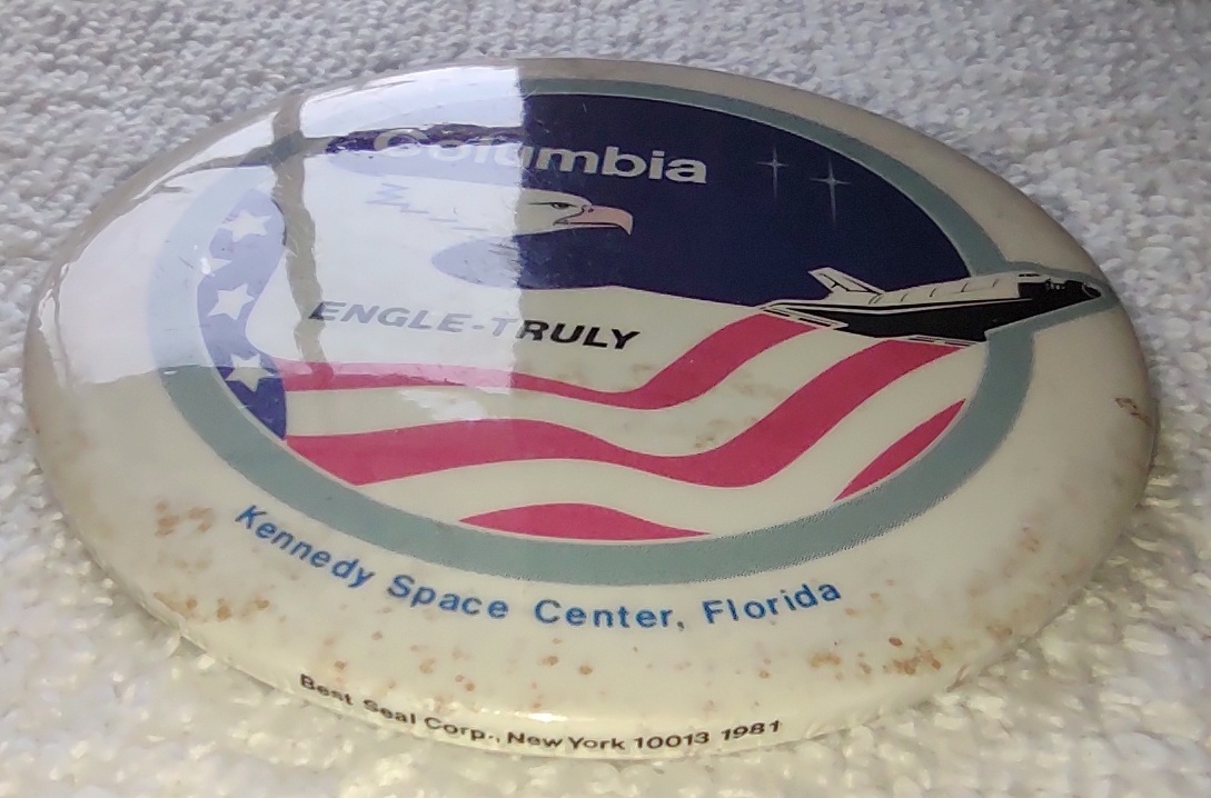 Lot of 3 NASA Space Shuttle Columbia STS-1, 2, 4 2.25" Metal Pin Button Badges - Image 9