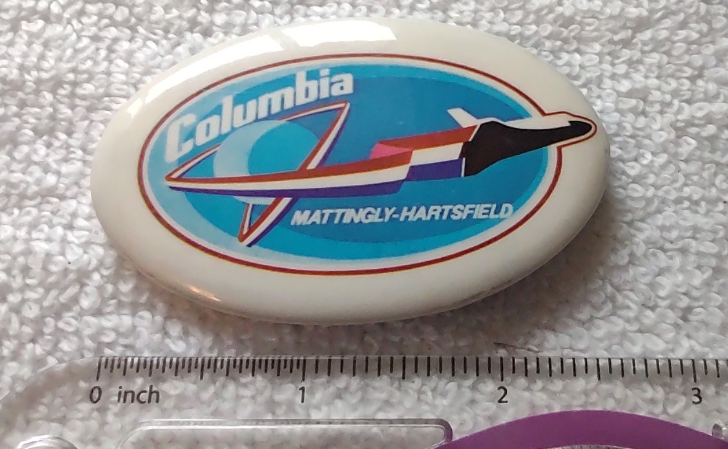 Lot of 3 NASA Space Shuttle Columbia STS-1, 2, 4 2.25" Metal Pin Button Badges - Image 13