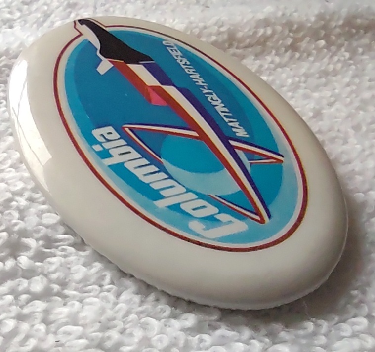Lot of 3 NASA Space Shuttle Columbia STS-1, 2, 4 2.25" Metal Pin Button Badges - Image 16