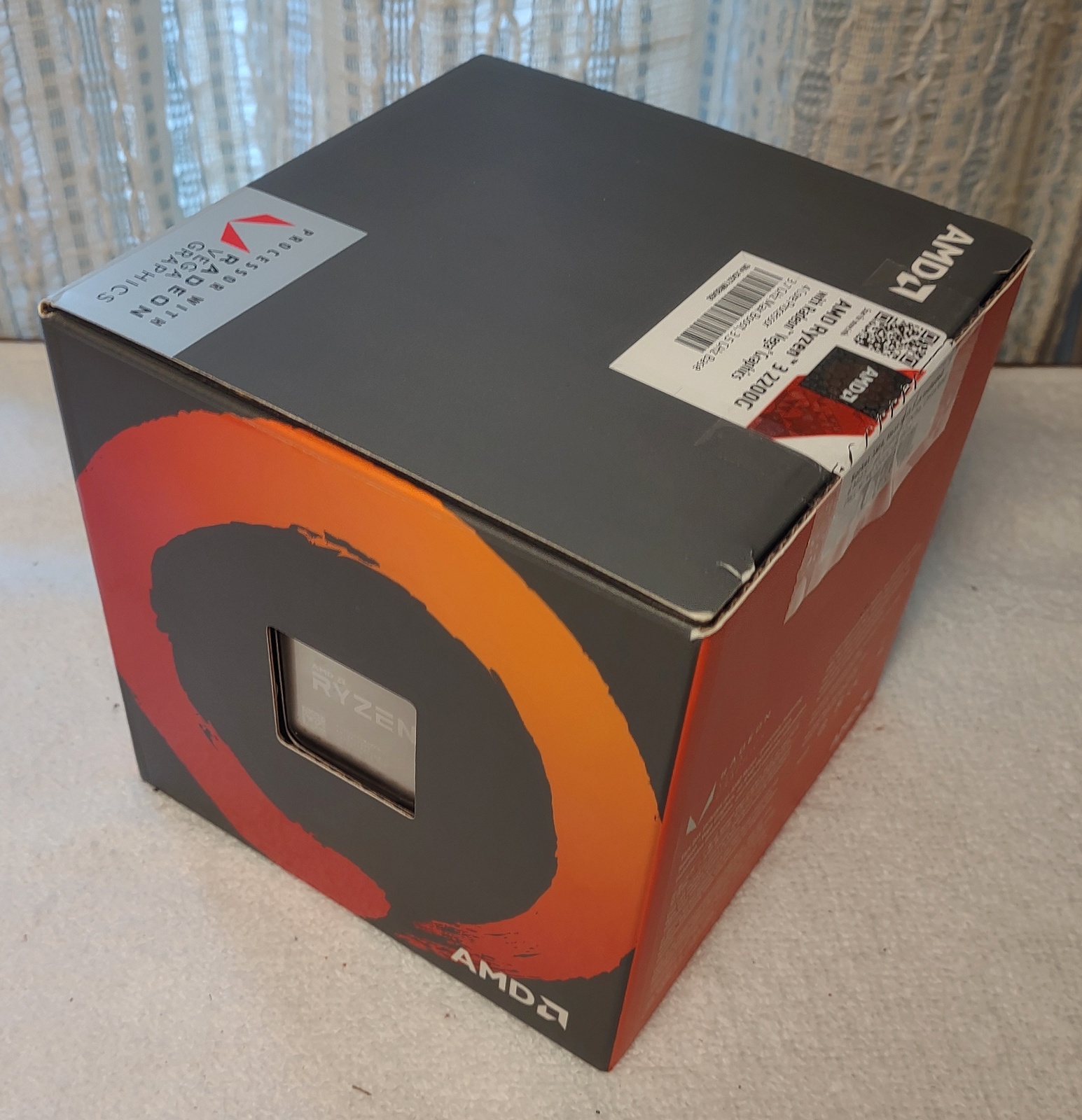 AMD Ryzen 3 2200G CPU Socket AM4 Processor Chip YD2200C5FBBOX w/ Heatsink, Fan - Image 4