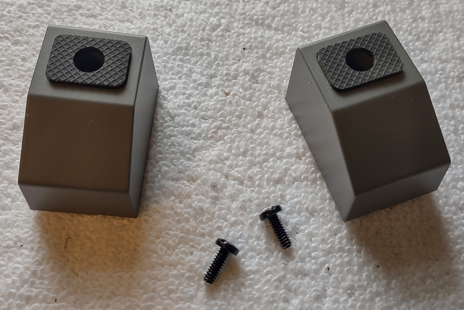 2 Grey Gray Plastic Foot Feet for Corsair iCUE 4000D Airflow Computer Case w/ Screws