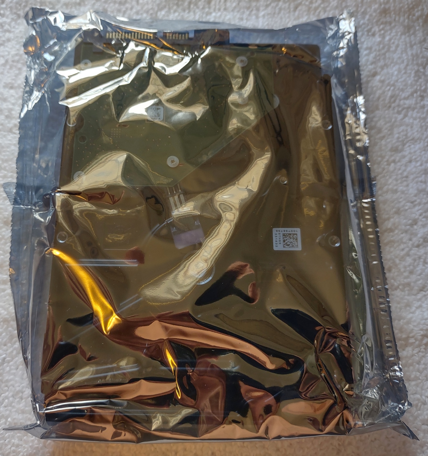 Seagate ST2000NM0008 Exos 7E2 2TB Enterprise Server 3.5" SATA Hard Disk Drive 2018 - Image 2