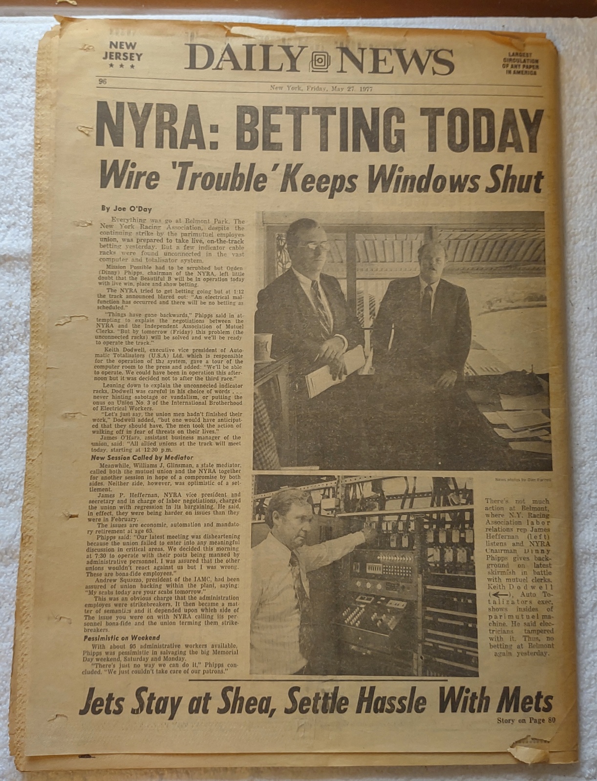 New York Daily News 27 May 1977 Star Wars Full Page Ad George Willig Human Fly - Image 3