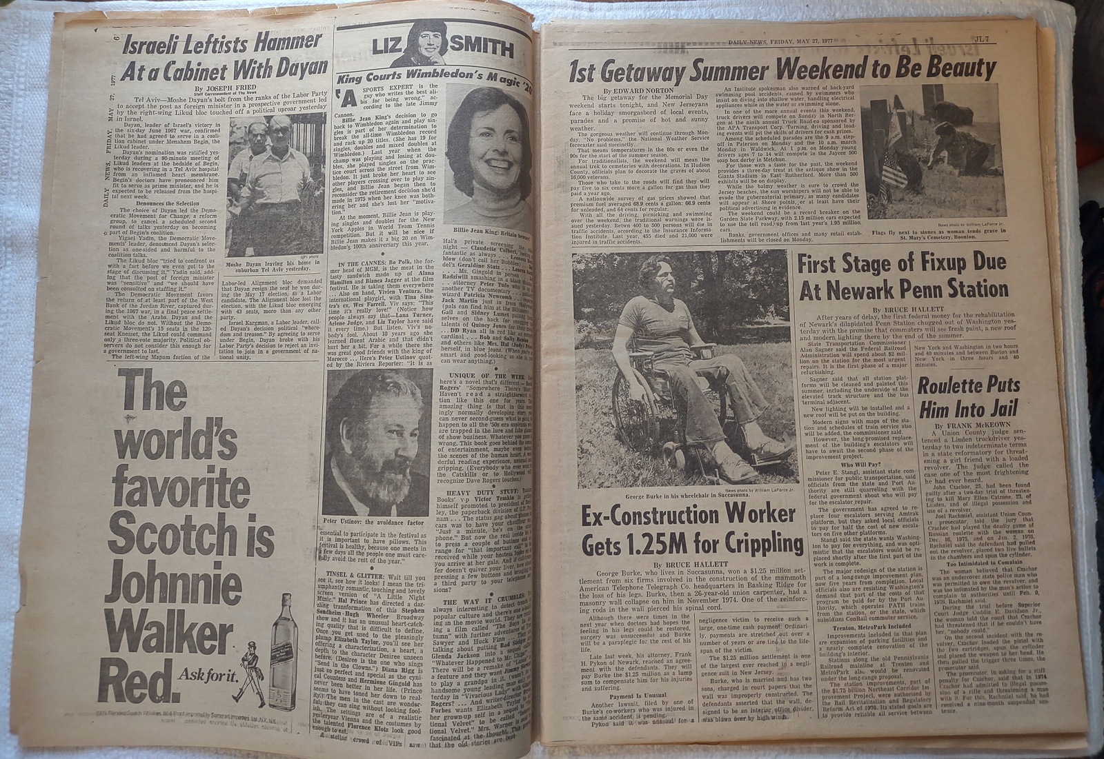 New York Daily News 27 May 1977 Star Wars Full Page Ad George Willig Human Fly - Image 6