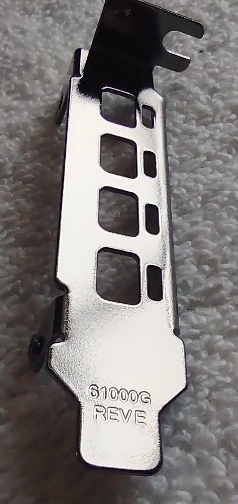 Low Profile Bracket for AMD Radeon Pro WX3200 PCIe Professional Graphics Card - Image 4