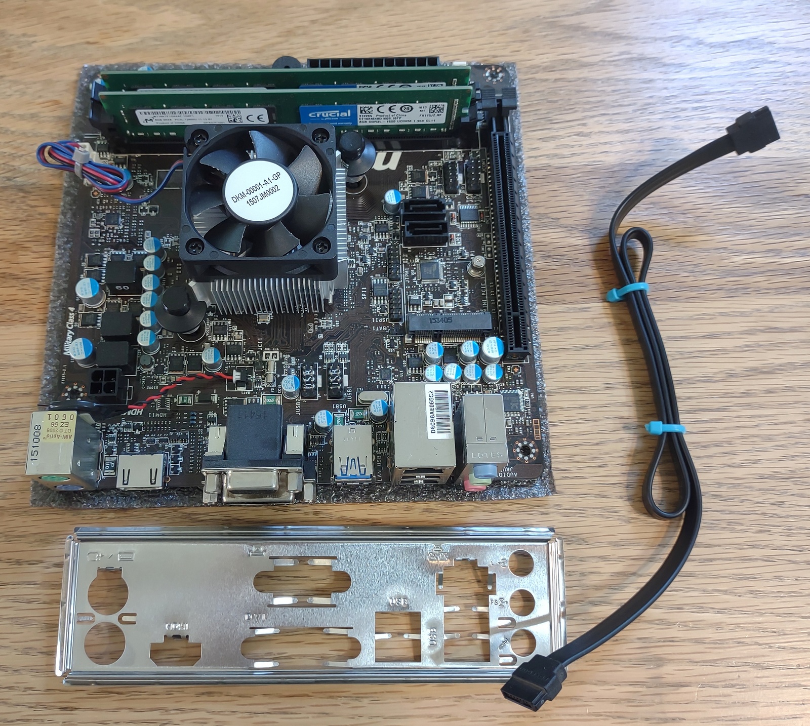 MSI AM1I ITX Motherboard AMD Athlon 5350 Socket AM1 APU CPU 16GB Crucial RAM Kit