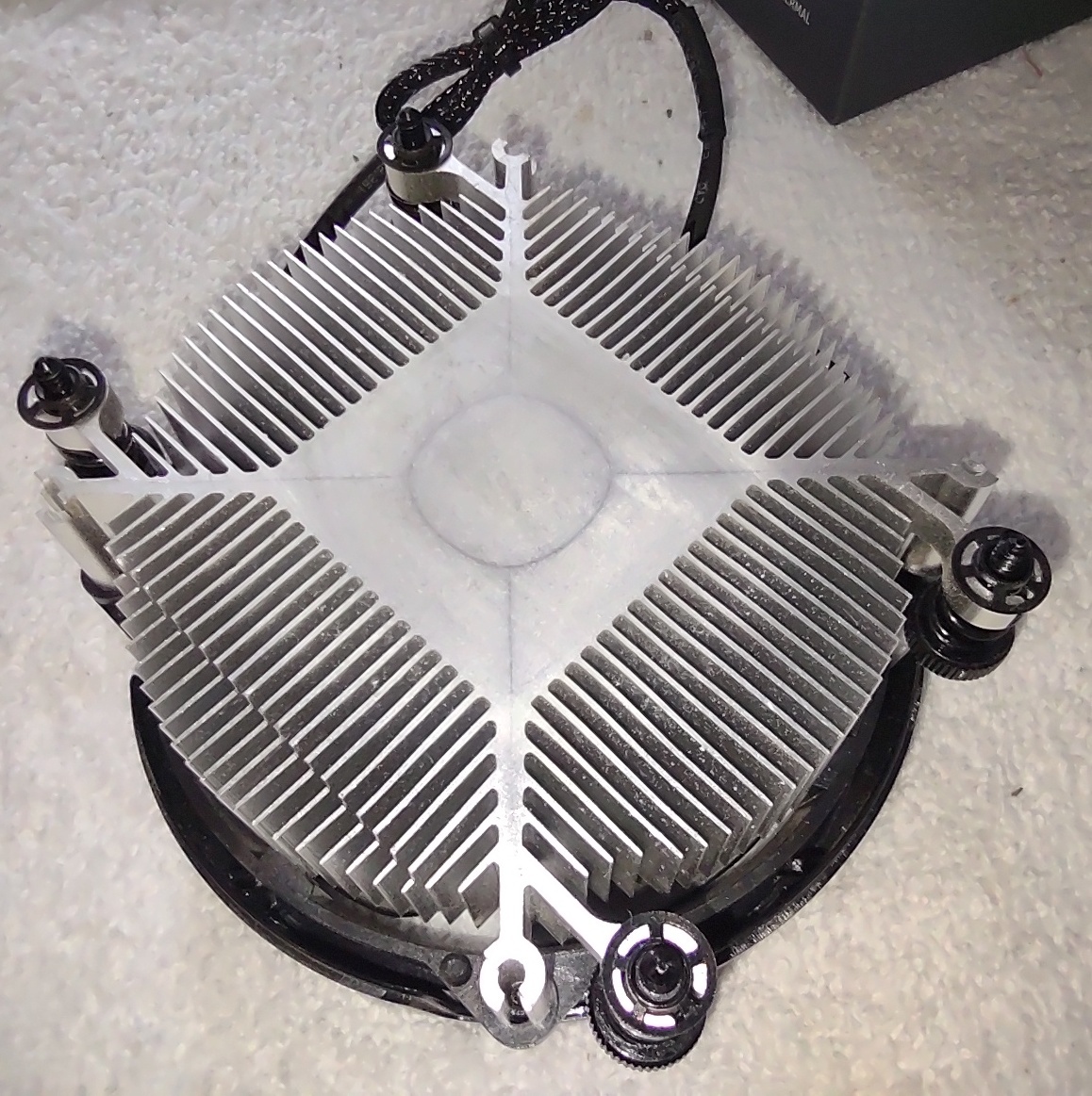 AMD Ryzen 5 2400G APU CPU Socket AM4 Processor YD2400C5FBBOX w/ Heatsink, Fan - Image 4