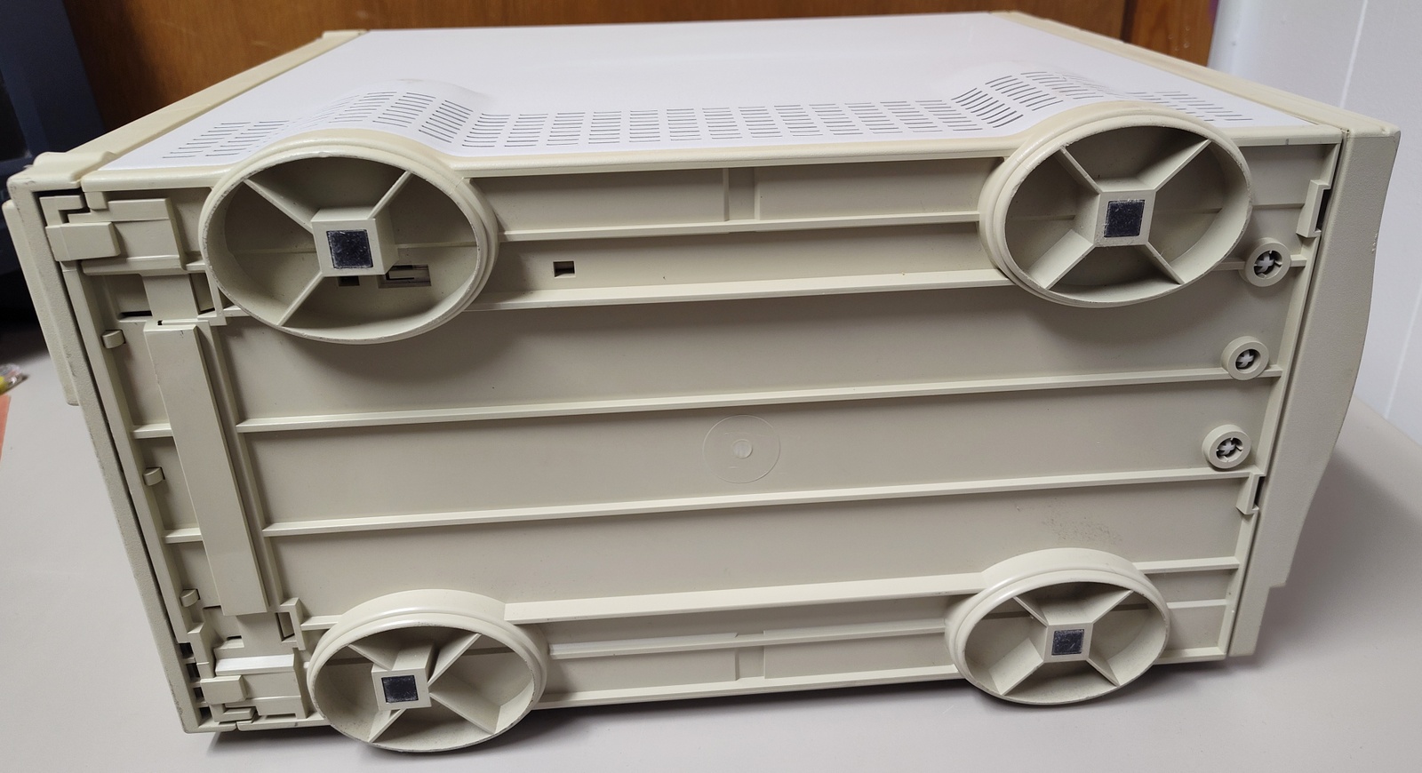 Apple Power Macintosh PowerMac 8500/120 120MHz PowerPC 604 128MB RAM 1GB SCSI HDD - Image 12