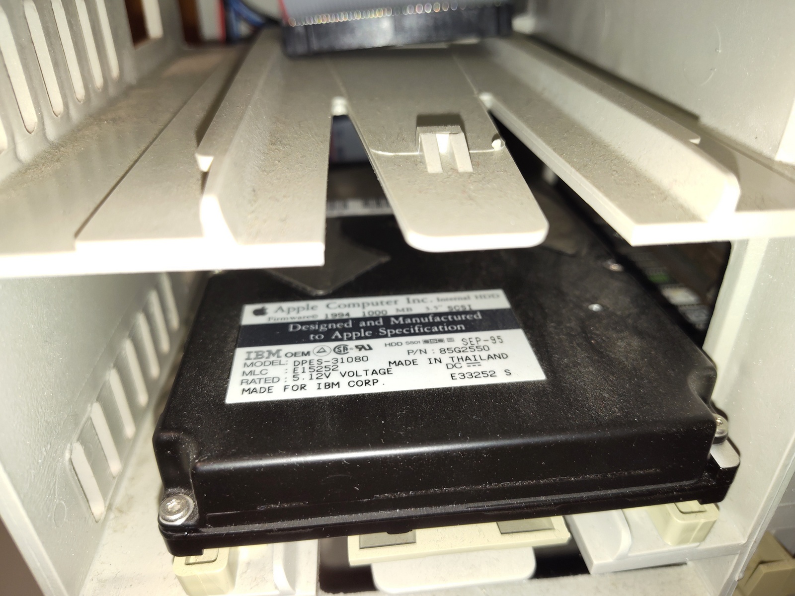 Apple Power Macintosh PowerMac 8500/120 120MHz PowerPC 604 128MB RAM 1GB SCSI HDD - Image 16
