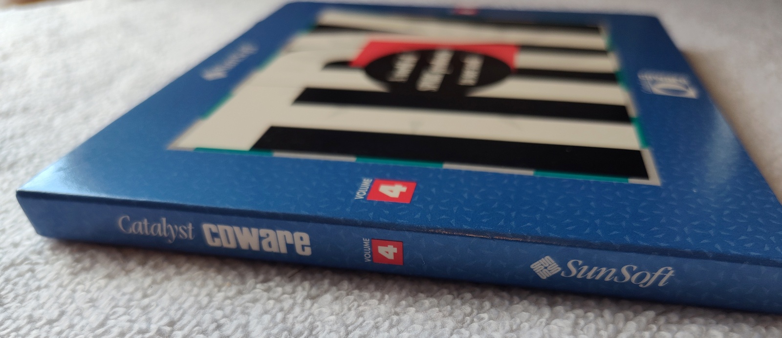 SunSoft Sun Microsystems Sparc Catalyst CDWare Original Disk, Booklet Vol 4 1992 - Image 2