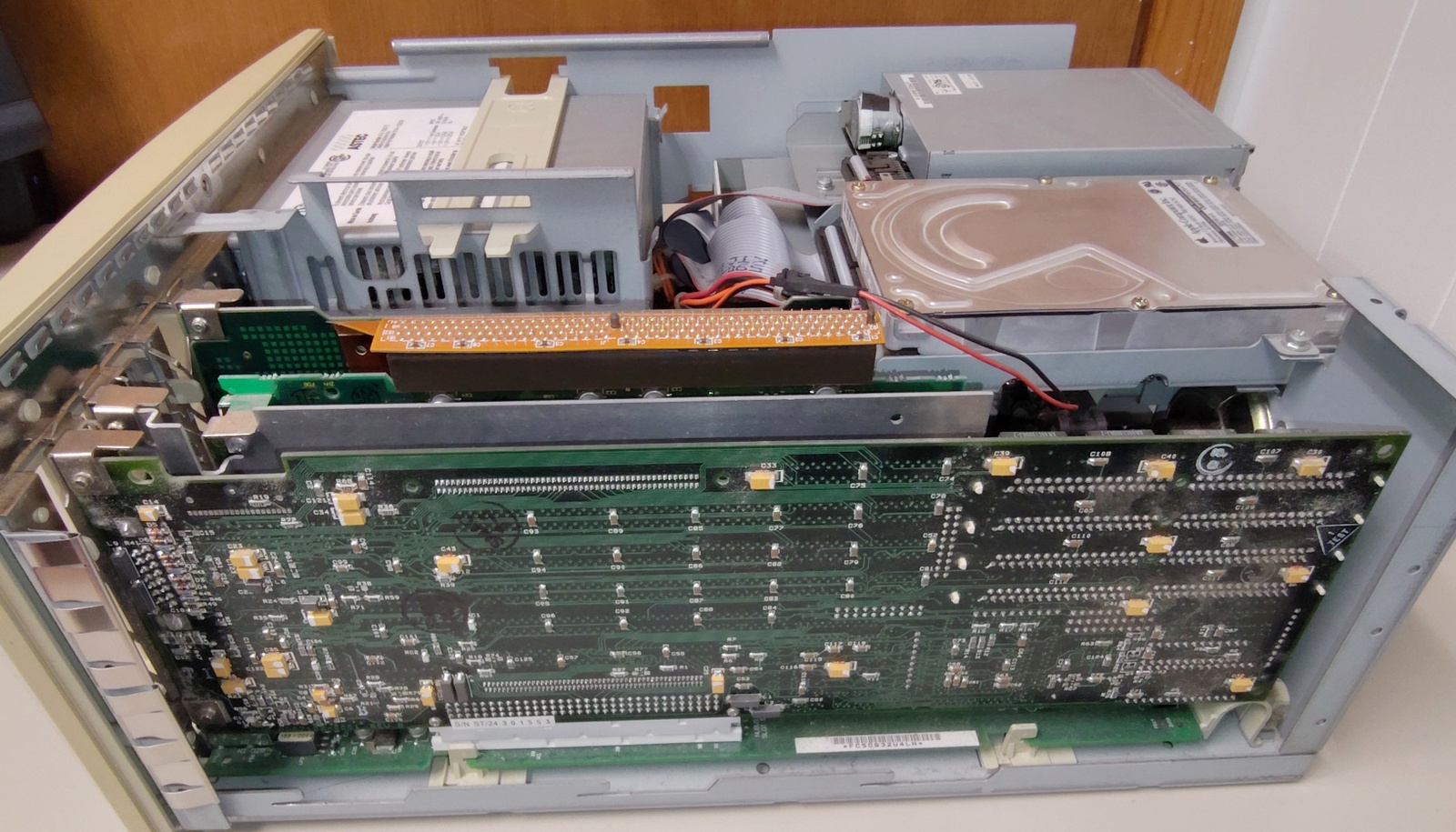 Apple Power Macintosh PowerMac 7100/80 80MHz PowerPC 601 72MB RAM 700MB HDD 1994 - Image 18